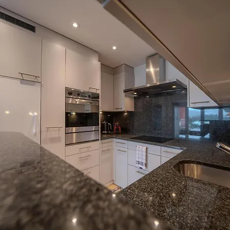 Galerie Obersee 4c アローザ